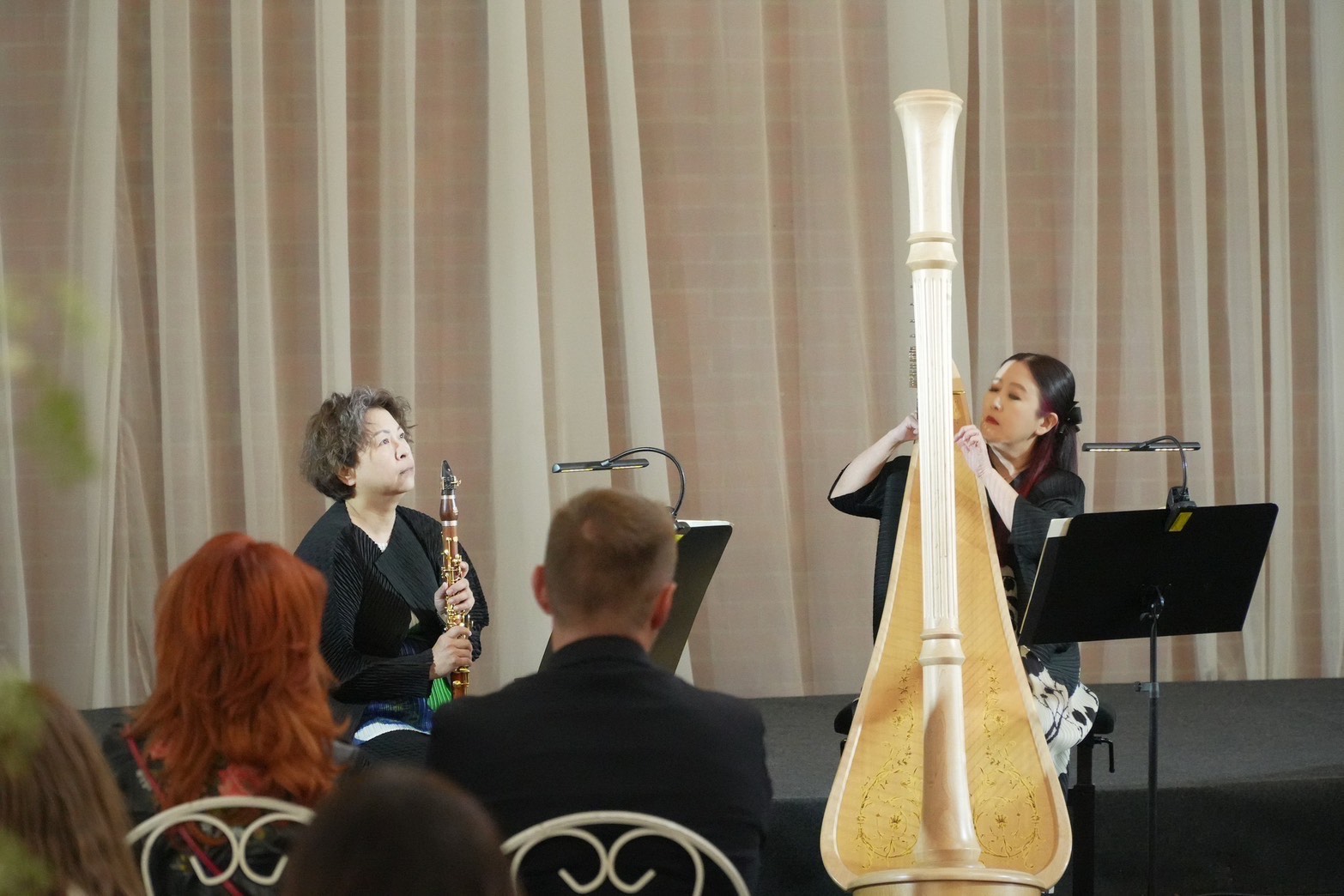 6月13日於立陶宛帕克魯奧伊斯莊園（Pakruojis Manor）演出