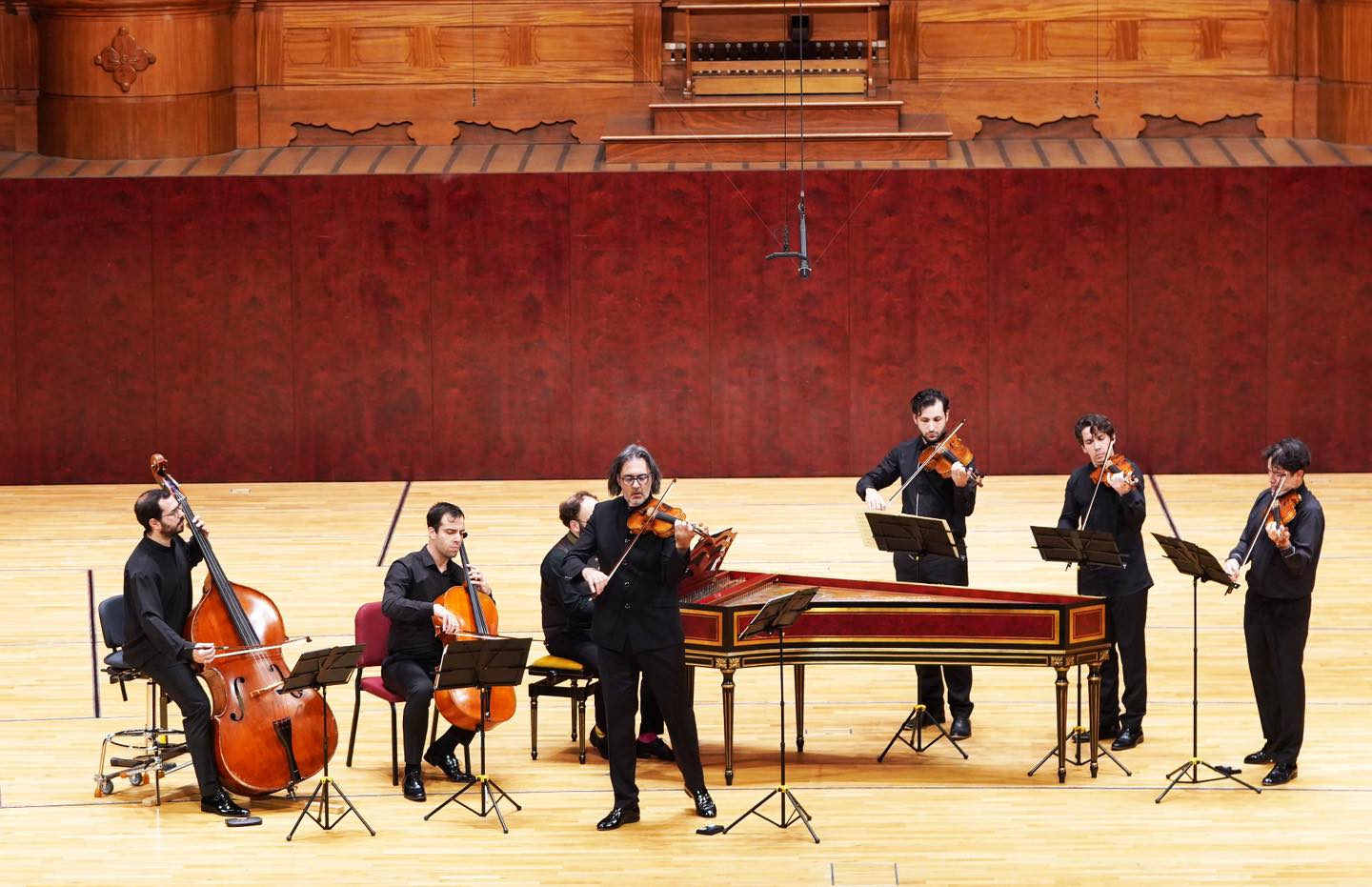 小提琴家卡瓦科斯與阿波羅樂集