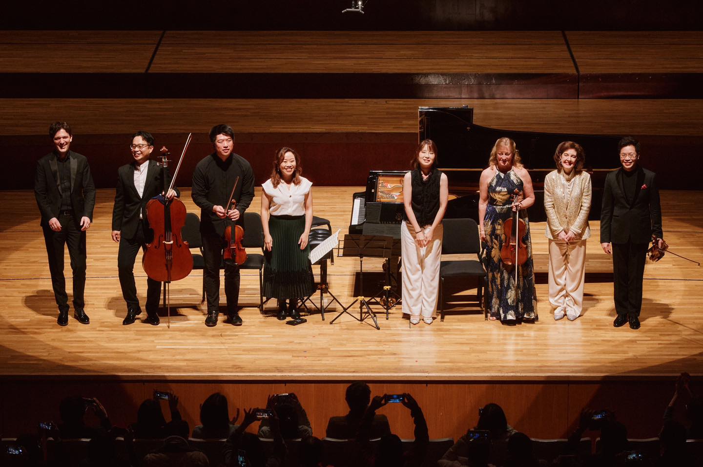 室內樂演出者謝幕