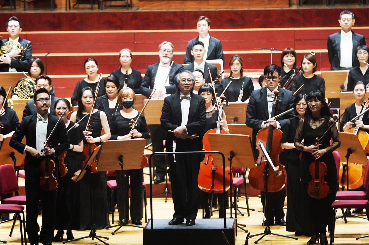 Shao-Chia Lü, conductor