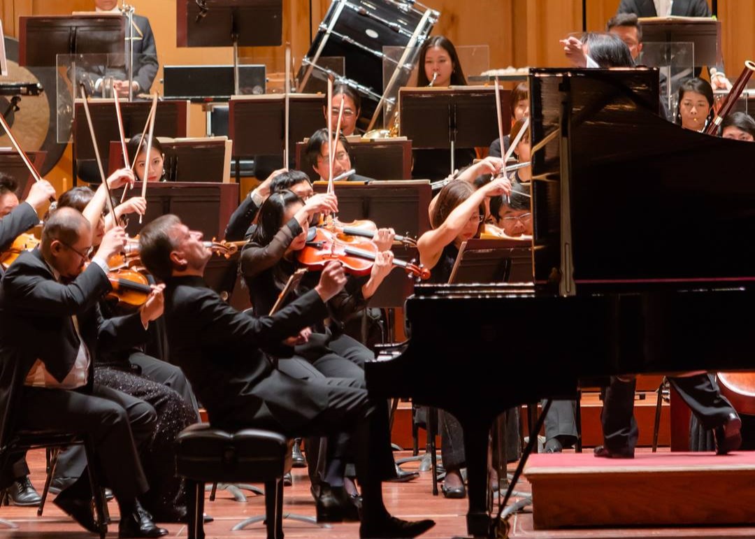 Stephen Hough, piano