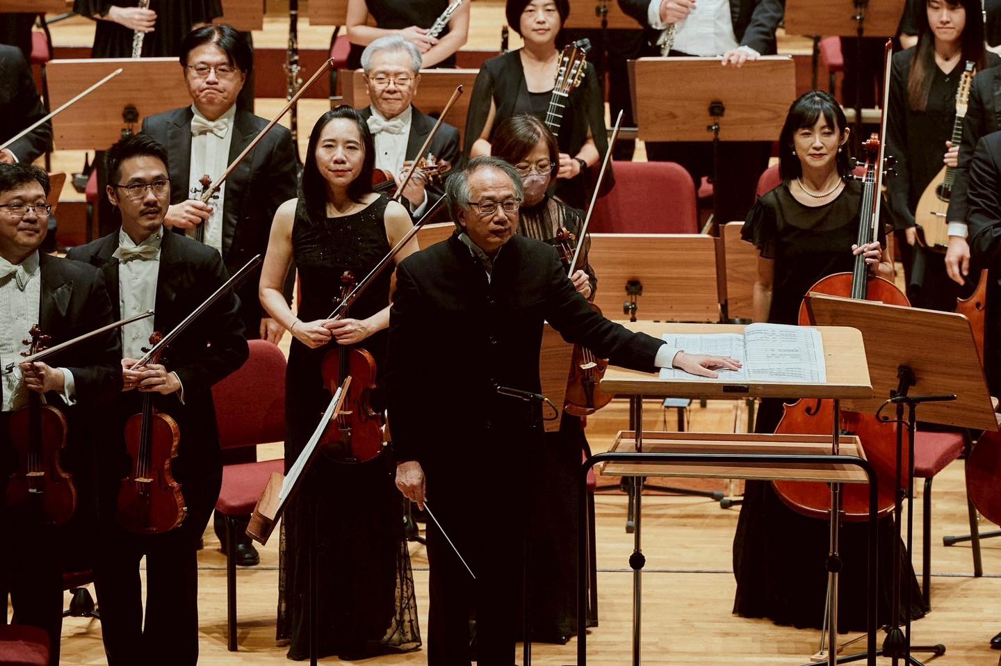 Shao-Chia Lü, conductor