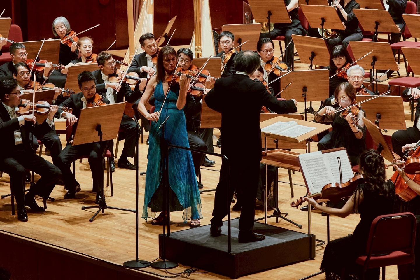 Shao-Chia Lü, conductor、Viktoria Mullova, violin